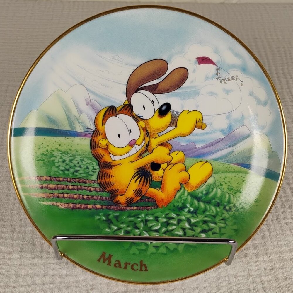 Garfield Calendar Plate March Vintage Paws Garfield Collectible Plate